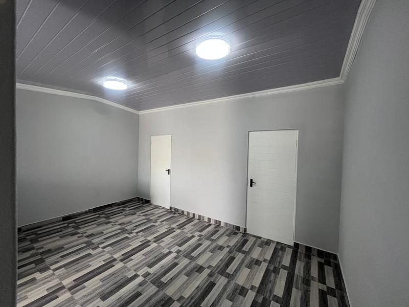 2 Bedroom Property for Sale in Kensington Western Cape
